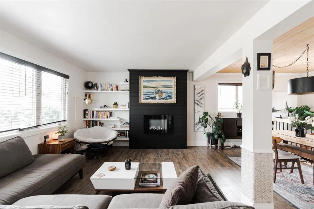 28 Alberta Drive