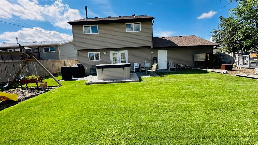 28 Hunts Crescent