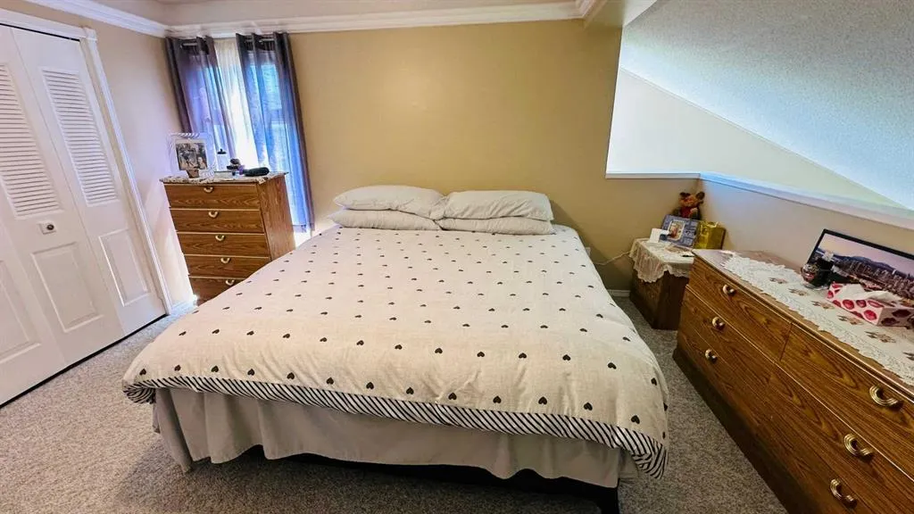 28 Hunts Crescent