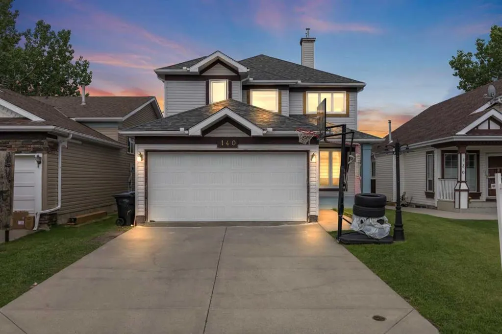 140 Coventry Green NE