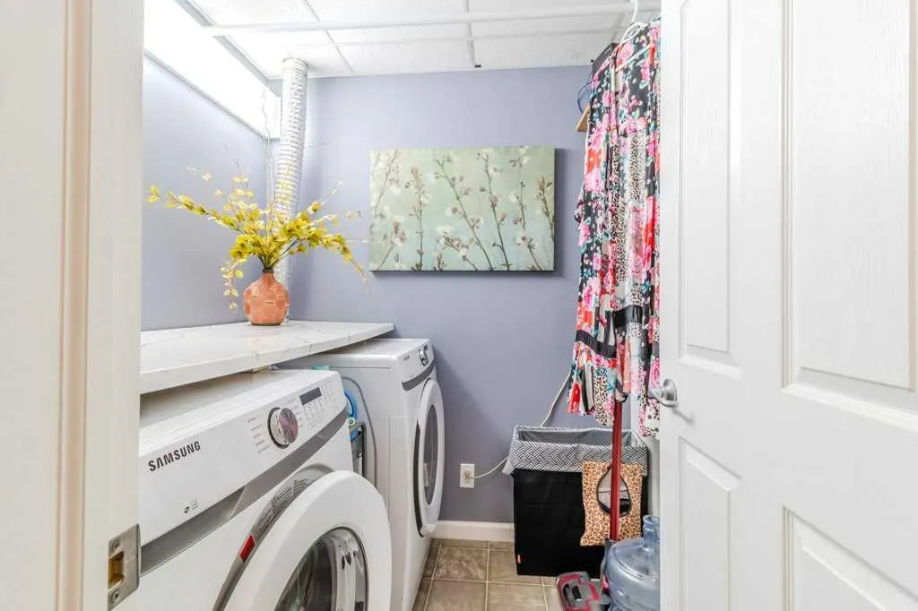 5040 53 Street, #308
