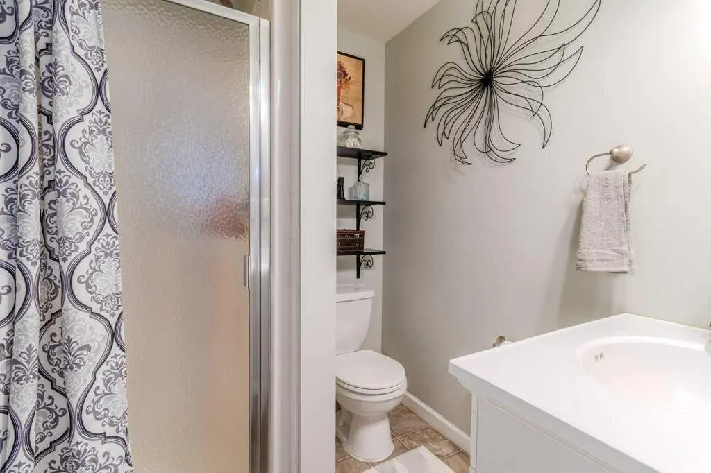 5040 53 Street, #308