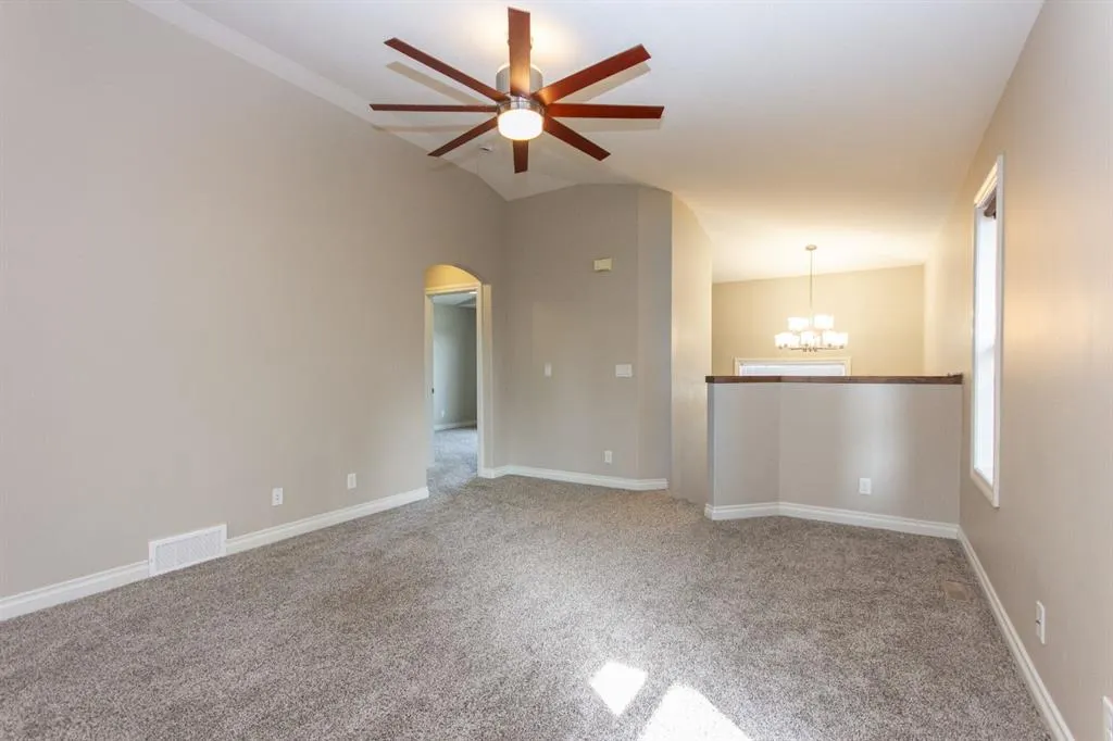 78 Trimble Close