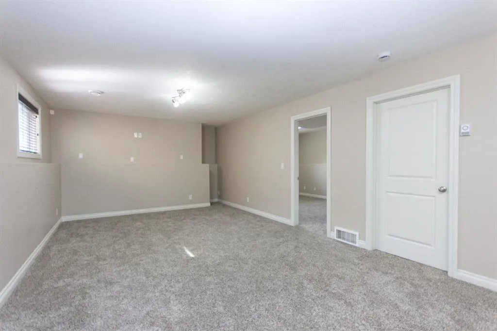 78 Trimble Close