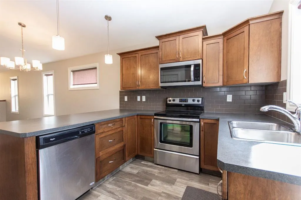 78 Trimble Close