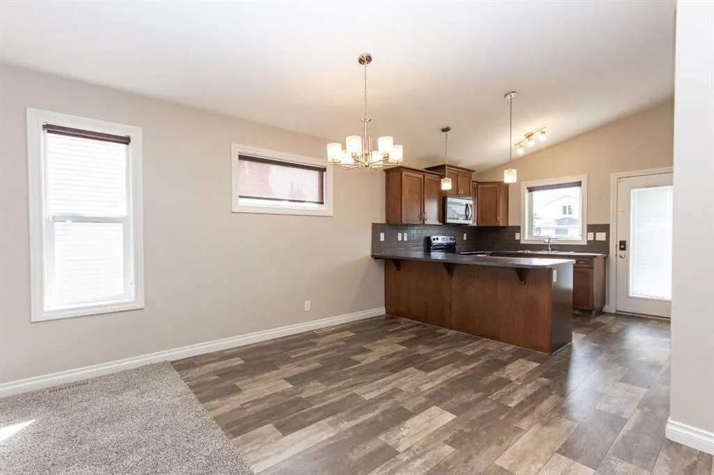 78 Trimble Close