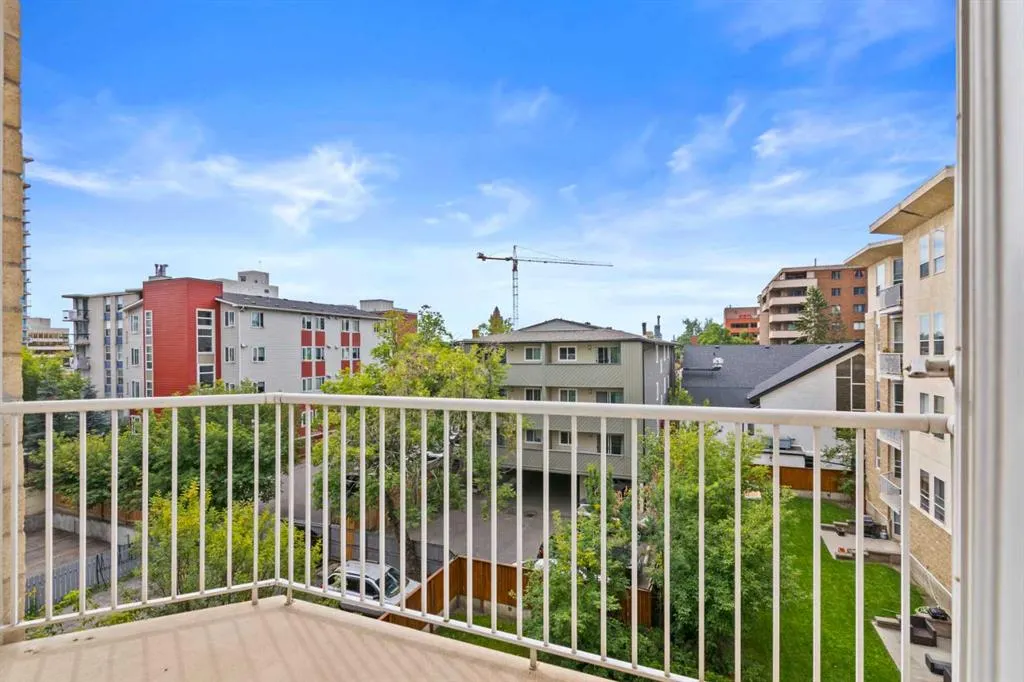 1410 2 Street SW, #402