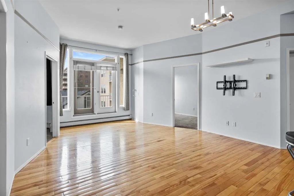 1410 2 Street SW, #402