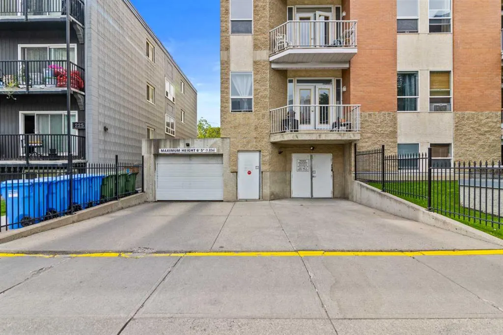 1410 2 Street SW, #402