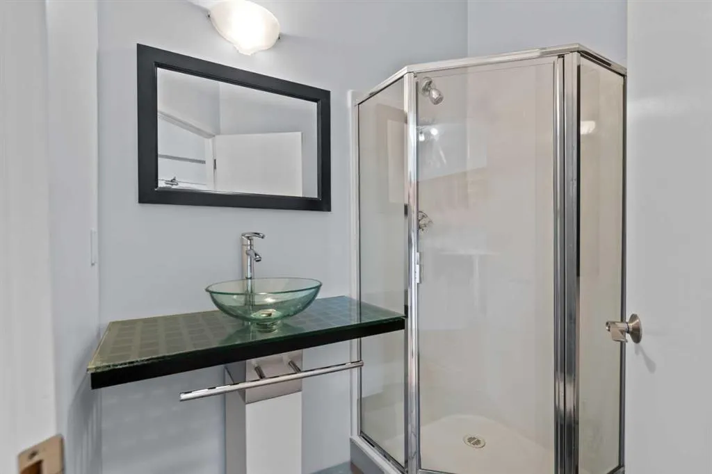 1410 2 Street SW, #402