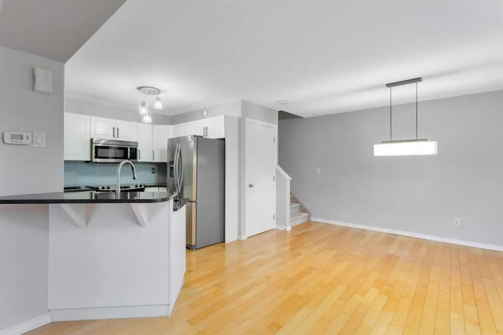 73 Addington Drive, #10