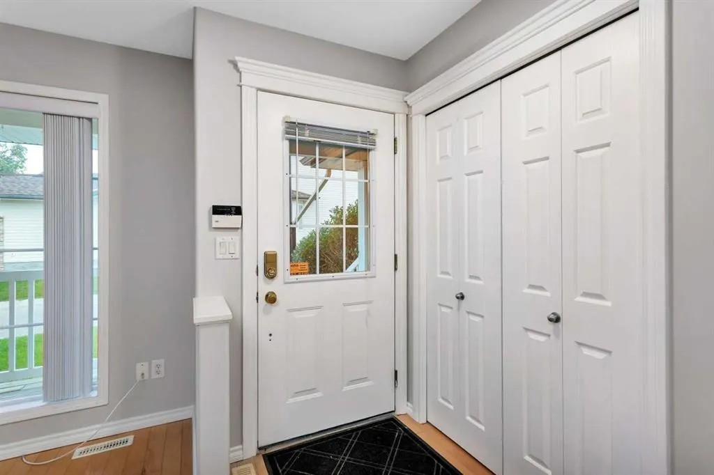 73 Addington Drive, #10