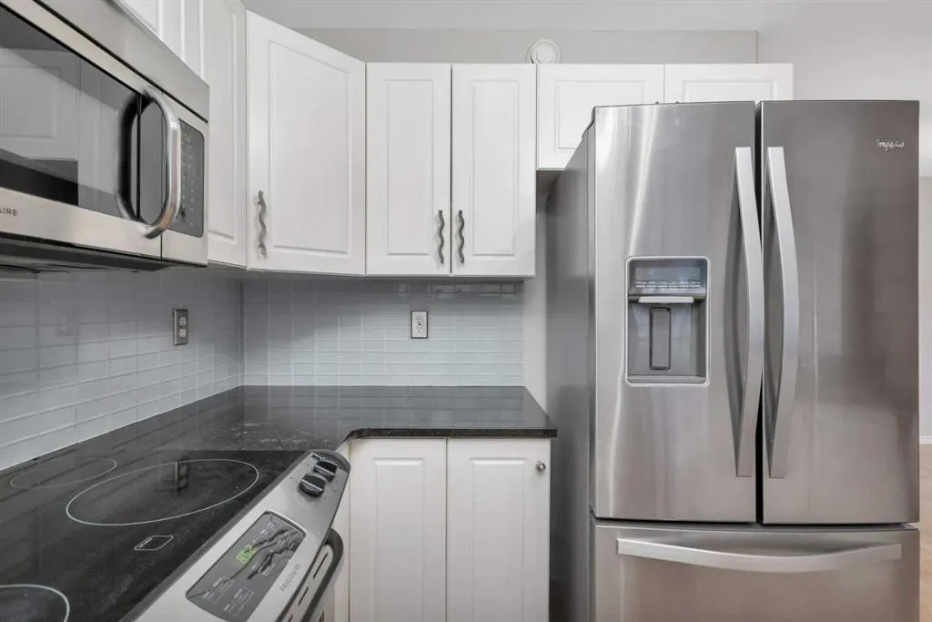 73 Addington Drive, #10