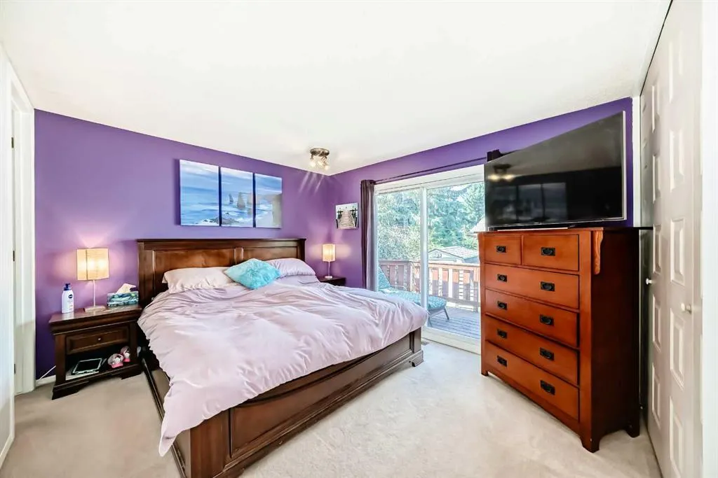 119 Deer Run Close SE