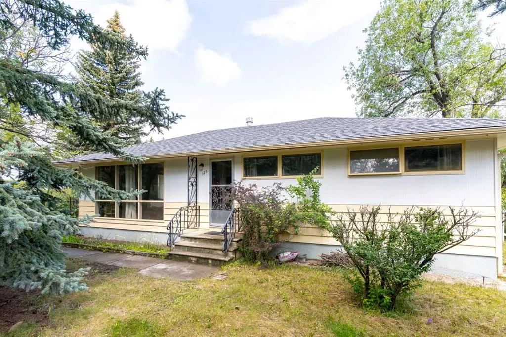125 Rainbow Avenue