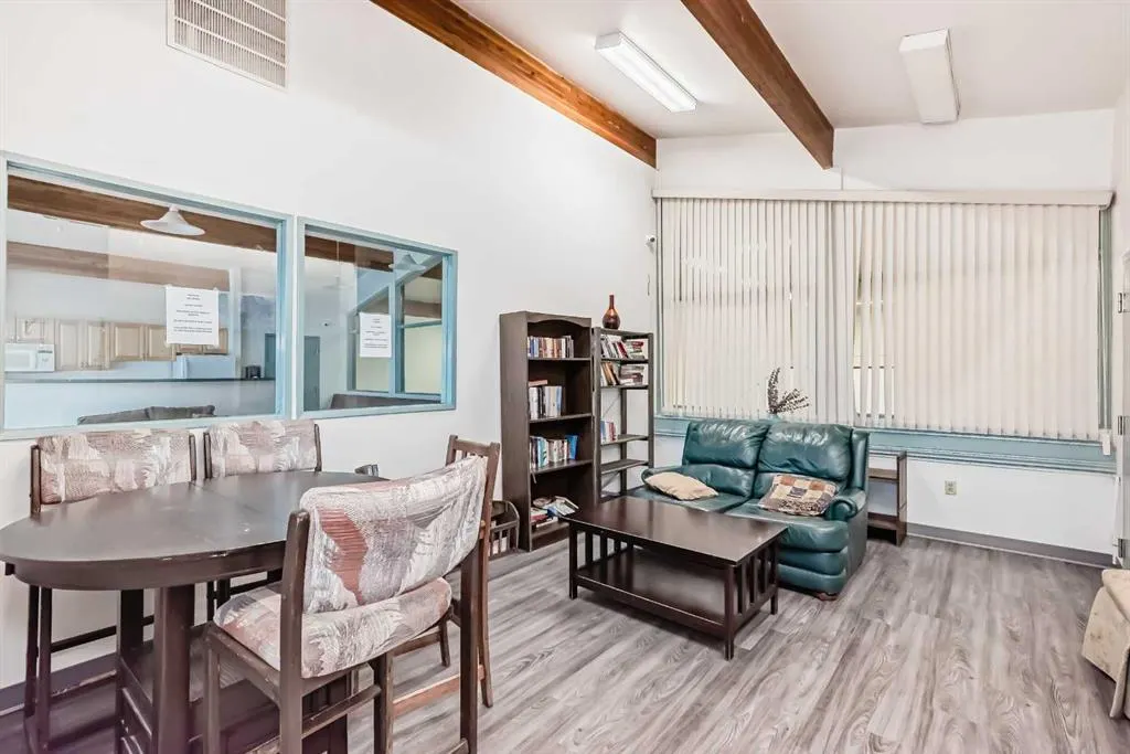 315 southampton Drive, #7312