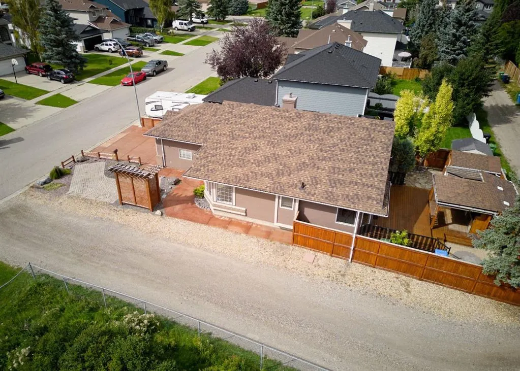 81 Sundown Manor SE