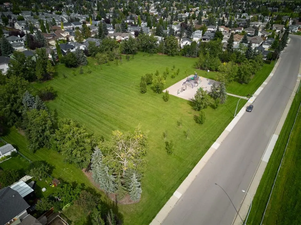 81 Sundown Manor SE