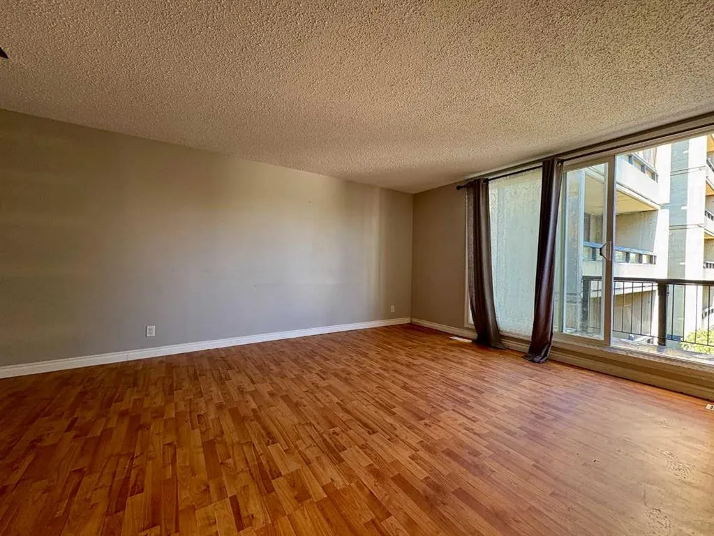 21 MacDonald Drive, #1632