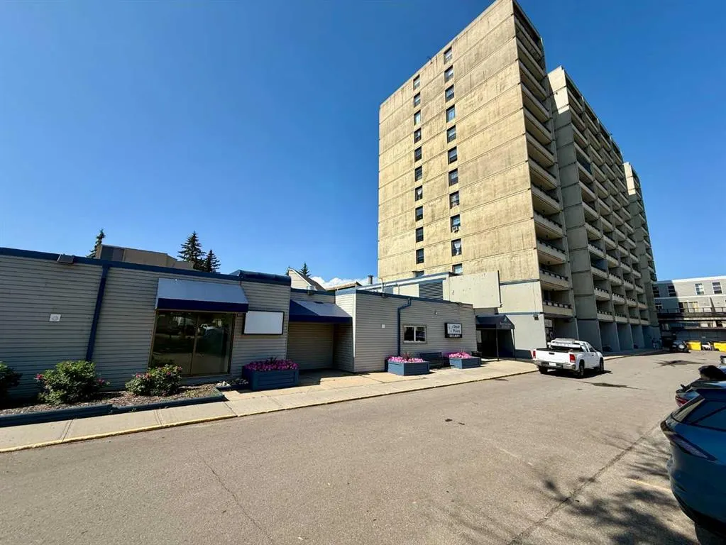 21 MacDonald Drive, #1632