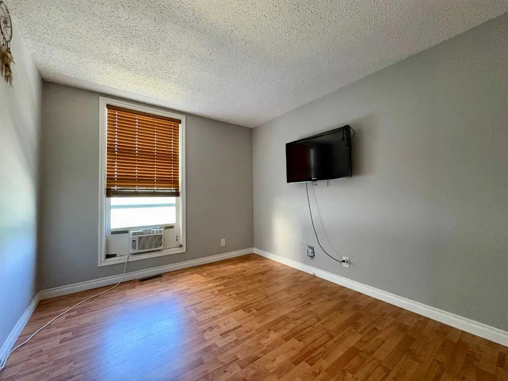 21 MacDonald Drive, #1632