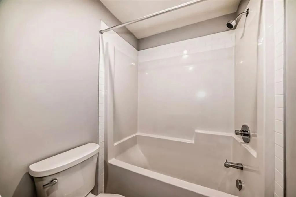 681 Savanna Boulevard NE, #1402