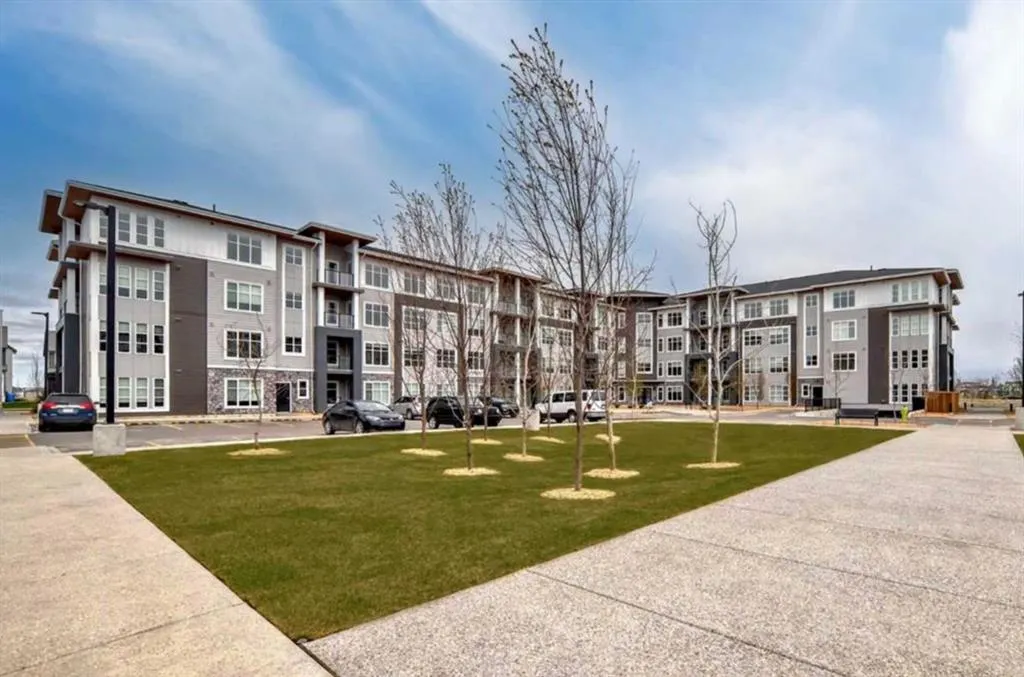 681 Savanna Boulevard NE, #1402