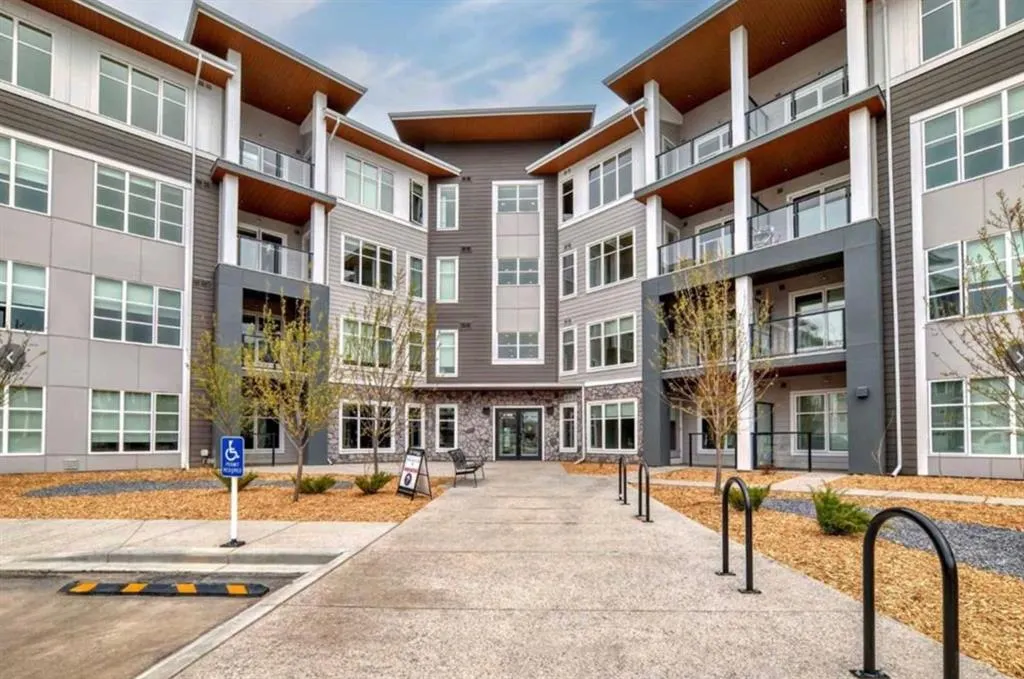 681 Savanna Boulevard NE, #1402