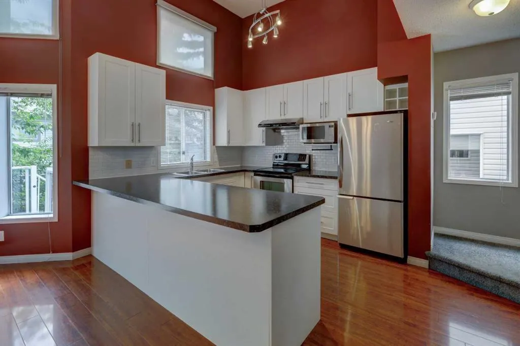 8 Kingsland Villas SW