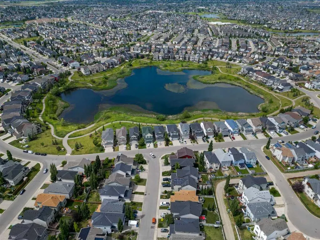 40 Copperpond Park SE