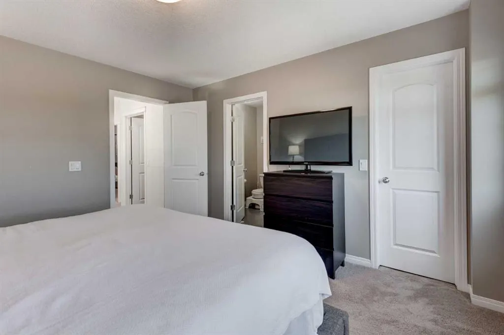 40 Copperpond Park SE