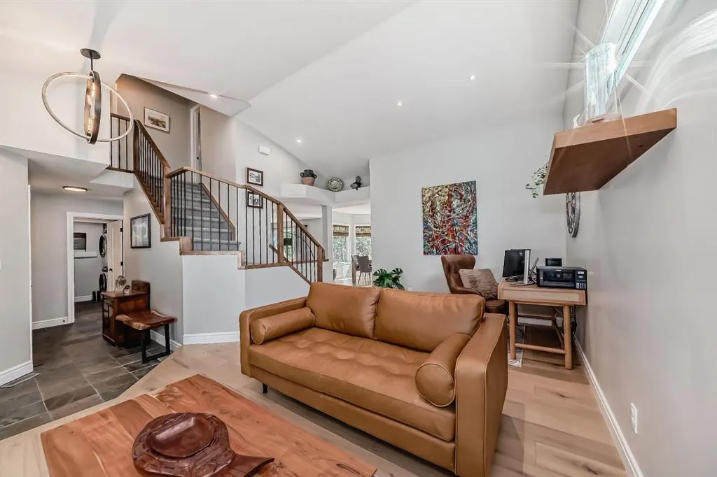 31 Riverview Drive