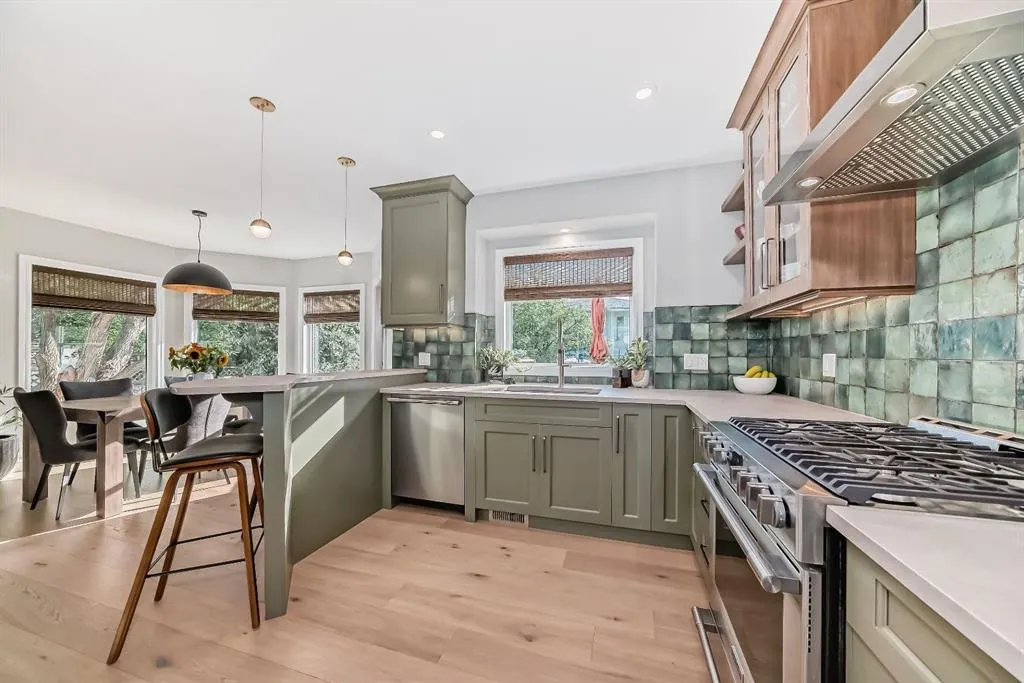31 Riverview Drive