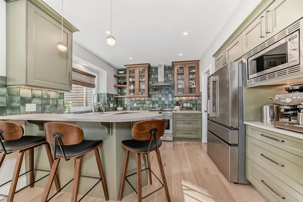 31 Riverview Drive