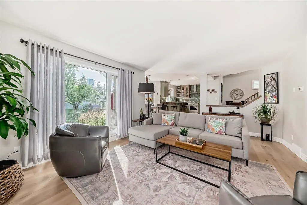 31 Riverview Drive