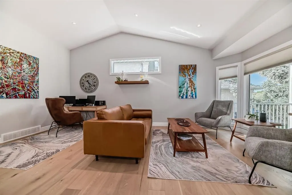 31 Riverview Drive