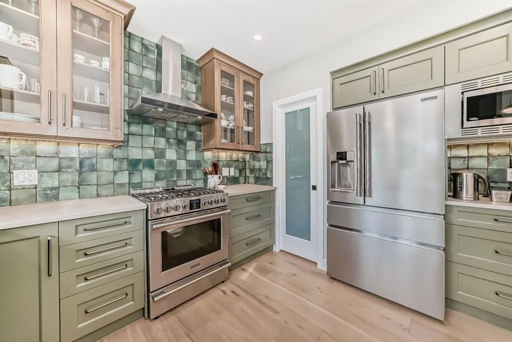 31 Riverview Drive
