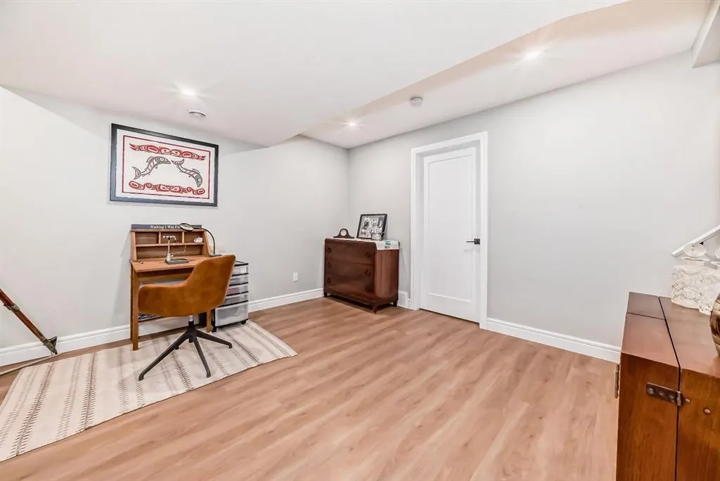31 Riverview Drive