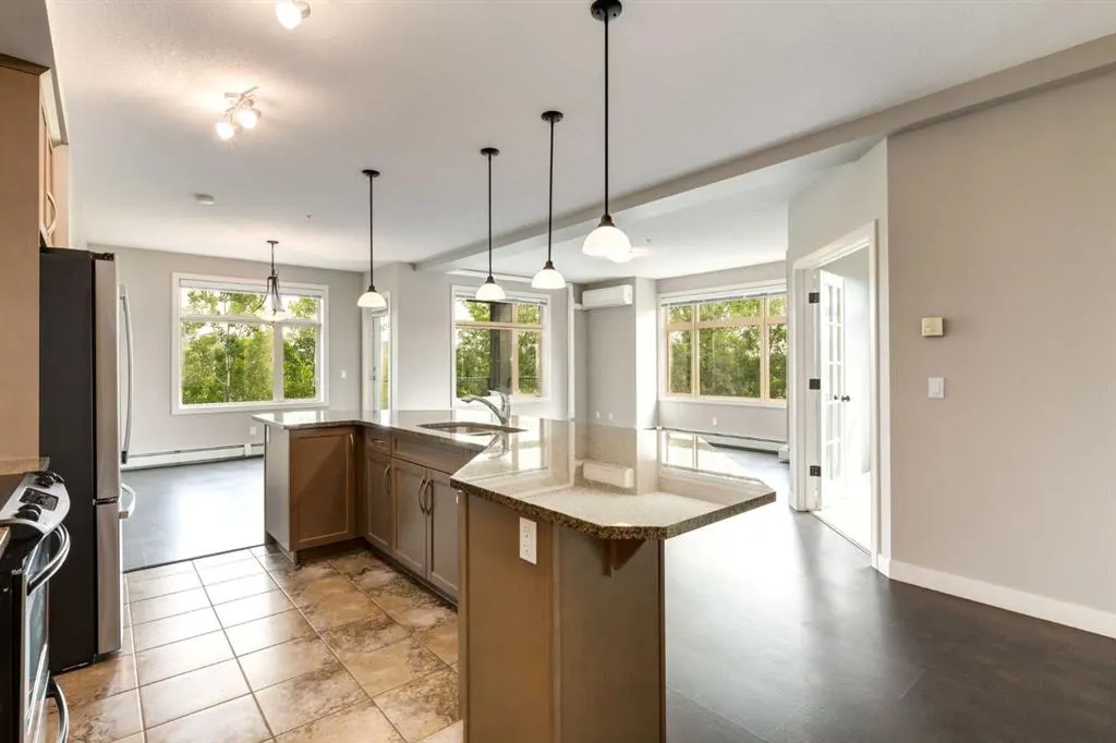 35 Aspenmont Heights SW, #244