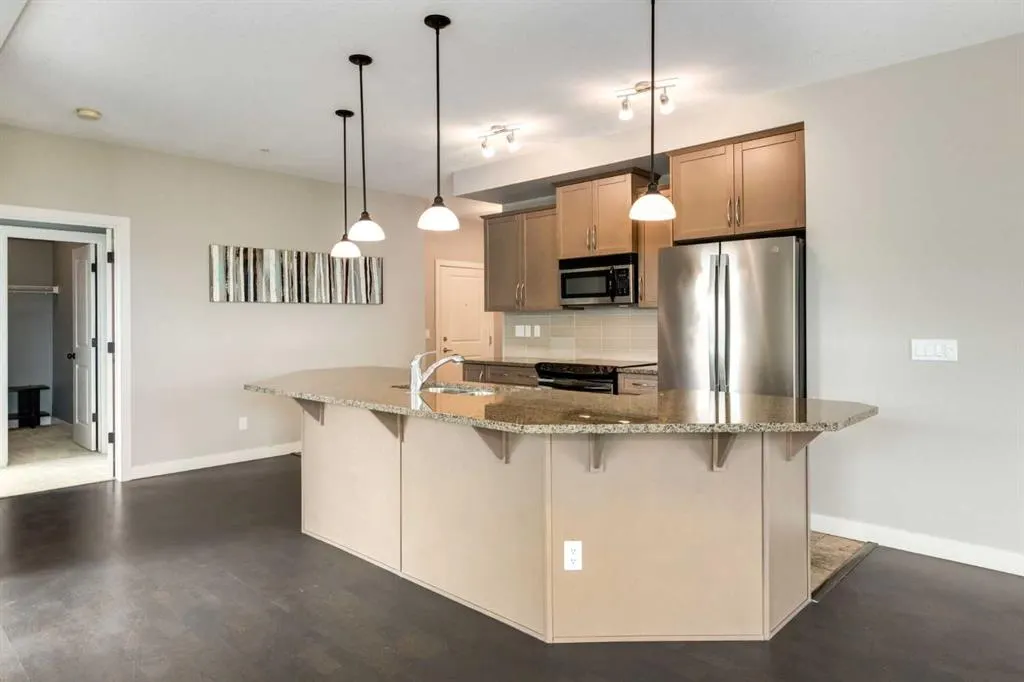 35 Aspenmont Heights SW, #244