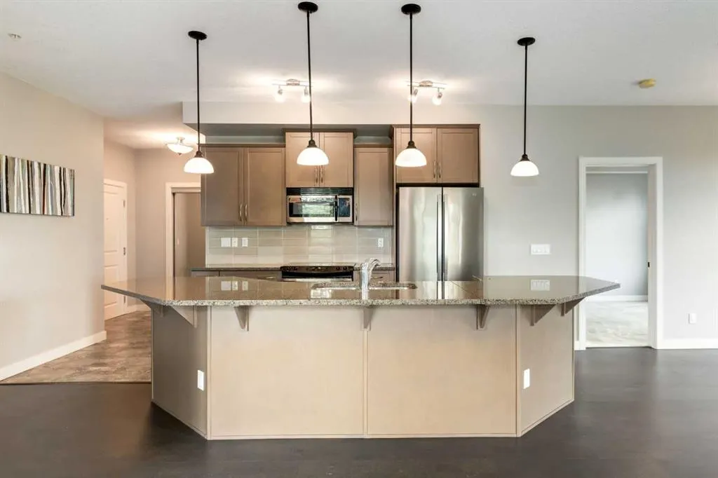 35 Aspenmont Heights SW, #244