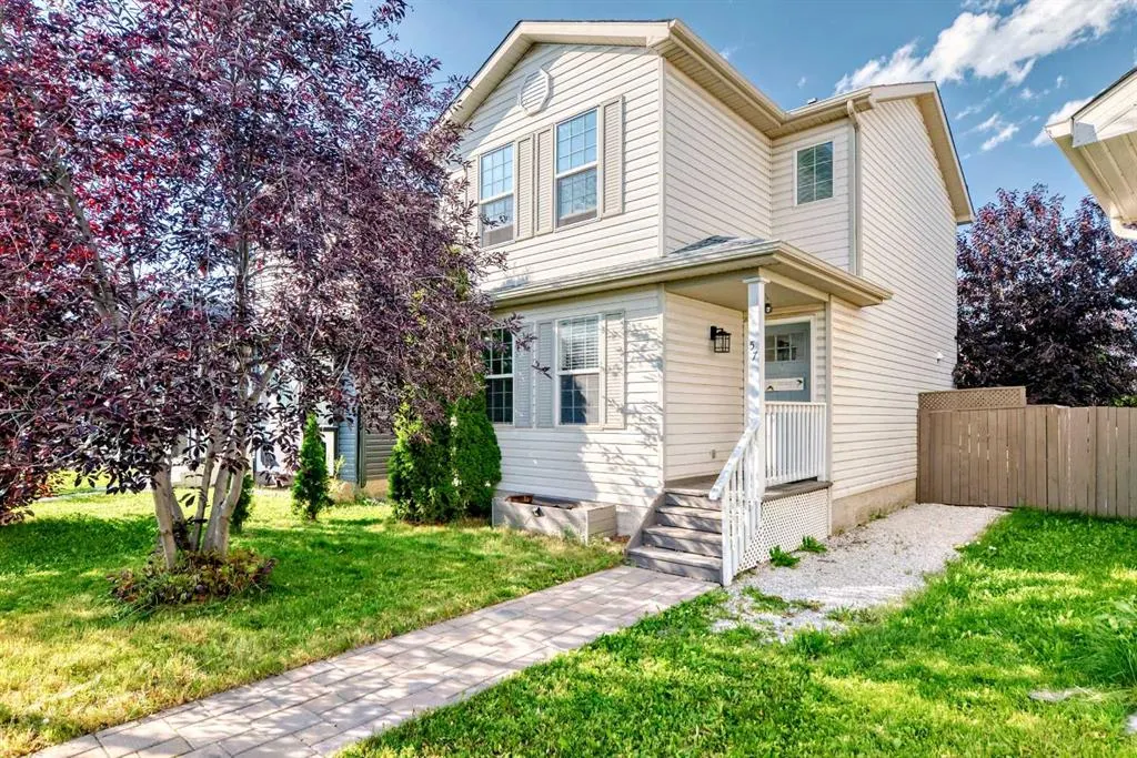 57 Martinvalley Way NE