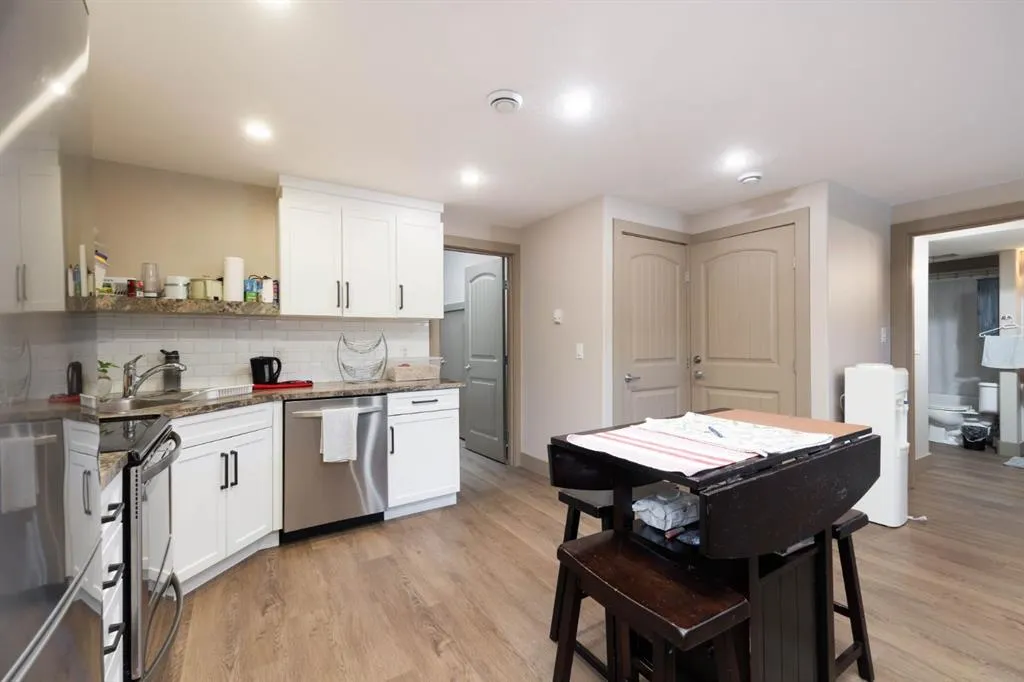 457 Walnut Crescent