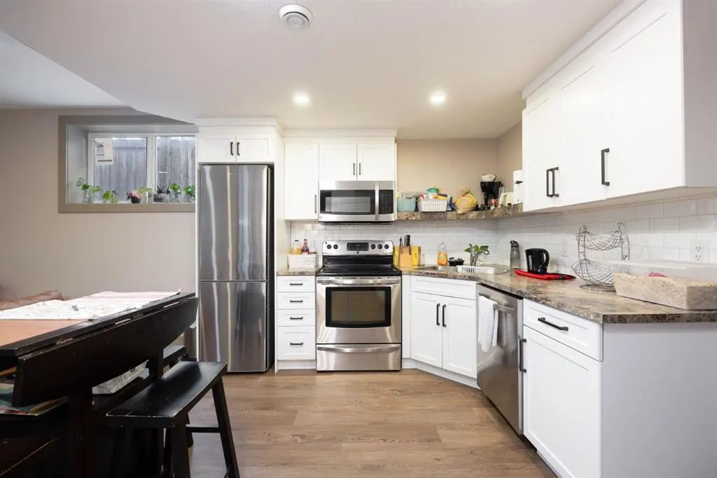 457 Walnut Crescent