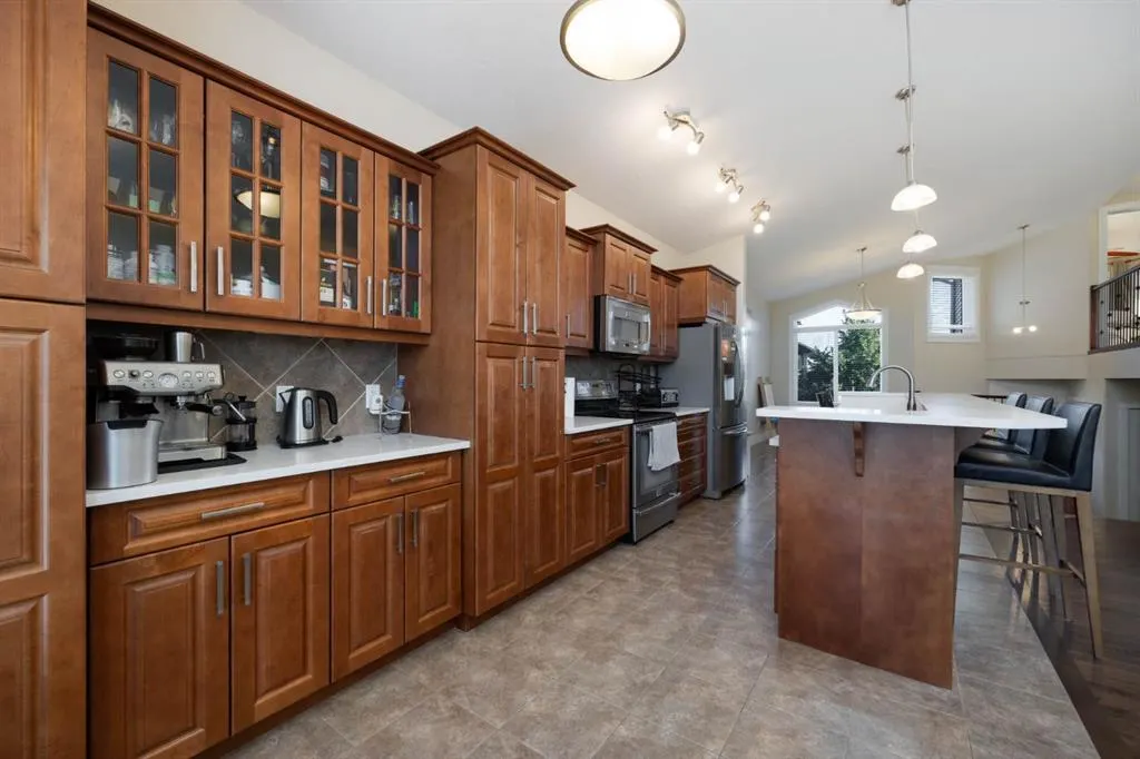 457 Walnut Crescent