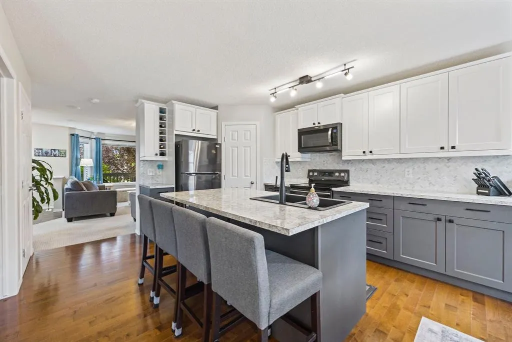 84 Covepark Drive NE
