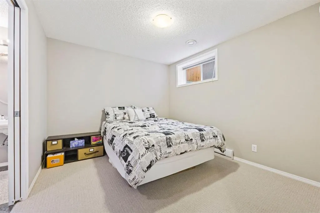 84 Covepark Drive NE