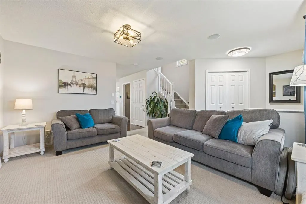 84 Covepark Drive NE