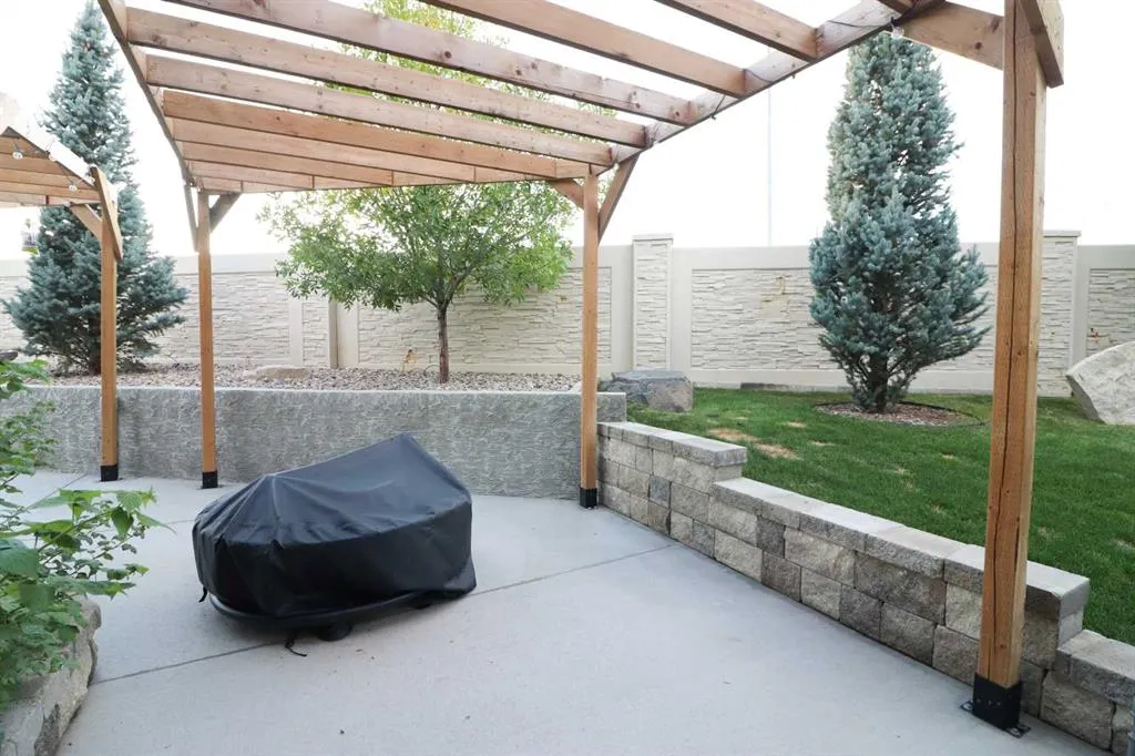 336 Somerside Crescent SE