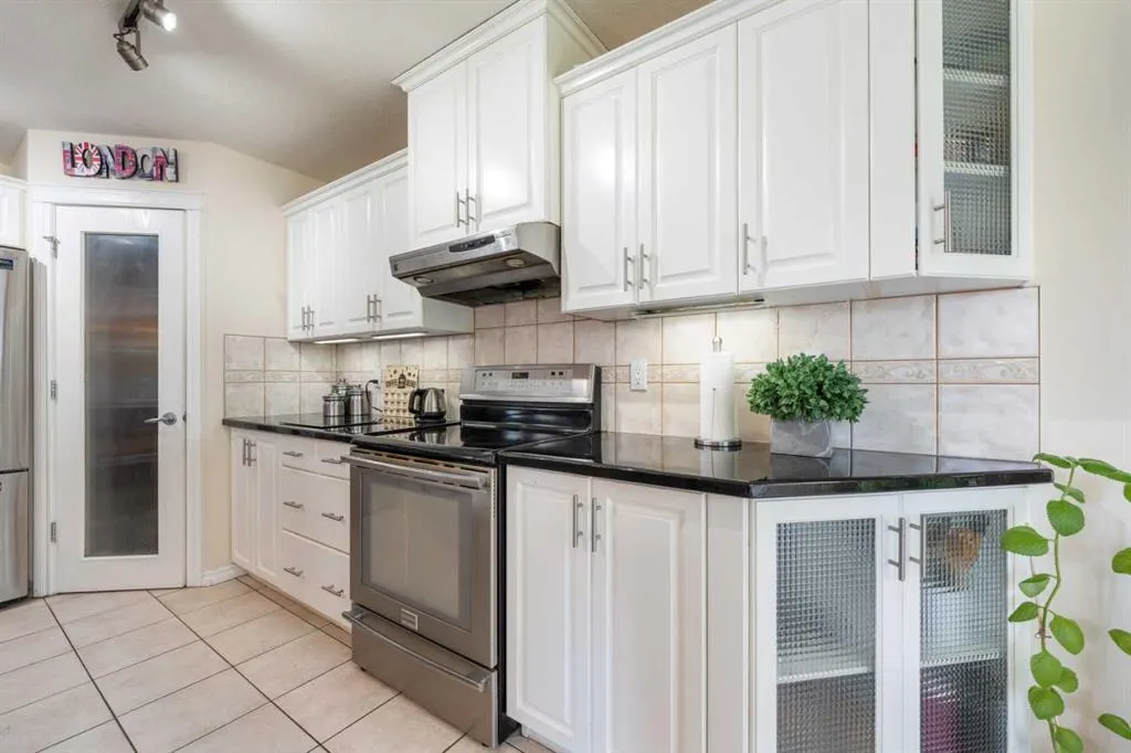 34 Crystalridge Close